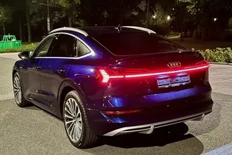 Audi e-tron, 158 kW, elekter, automaat, nelikvedu