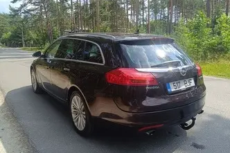Opel Insignia, 2.0, 184 kW, petrol, automatic, four-wheel drive