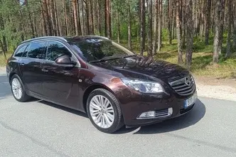 Opel Insignia, 2.0, 184 kW, petrol, automatic, four-wheel drive