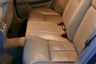 Mercedes-Benz E 320, 3.2, 162 kW, petrol, automatic, rear-wheel drive