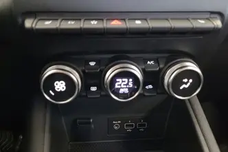 Renault Captur, 1.6, 117 kW, pistikhübriid, automaat, esivedu