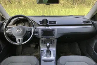 Volkswagen Passat, 1.4, 90 kW, bensiin, automaat, esivedu