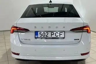 Škoda Octavia, 1.0, 81 kW, гибрид, автомат, передний привод