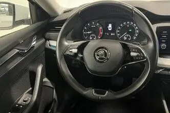 Škoda Octavia, 1.0, 81 kW, гибрид, автомат, передний привод