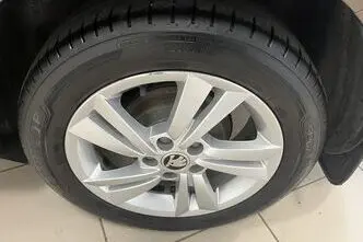 Škoda Fabia, 1.0, 70 kW, bensiin, manuaal, esivedu