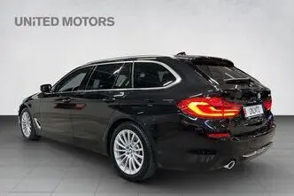 BMW 520, 2.0, 140 kW, гибрид, автомат, задний привод