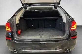 BMW 520, 2.0, 140 kW, гибрид, автомат, задний привод