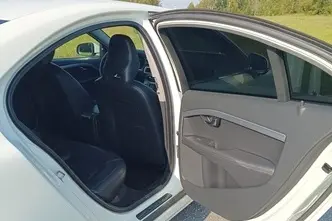 Volvo S80, 2.0, 133 kW, diesel, automatic, front-wheel drive