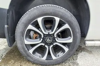 Citroën Berlingo, 1.2, 96 kW, petrol, automatic, front-wheel drive