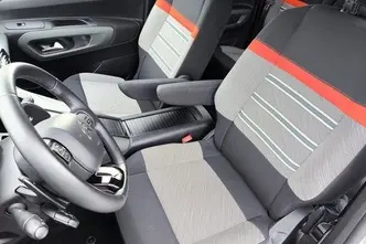 Citroën Berlingo, 1.2, 96 kW, petrol, automatic, front-wheel drive