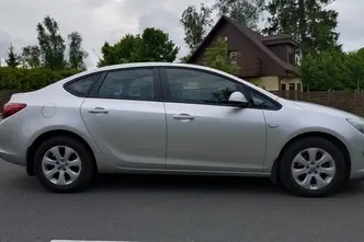 Opel Astra, 1.4, 103 kW, petrol, manual, front-wheel drive
