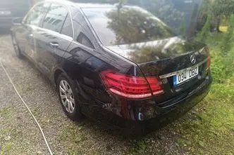 Mercedes-Benz E 220, 2.1, 125 kW, diesel, automatic, rear-wheel drive
