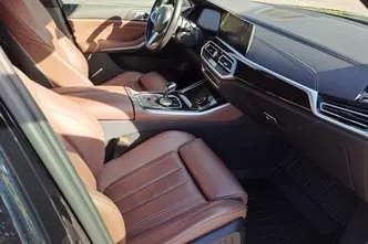 BMW X5, 3.0, 210 kW, дизель, автомат, полный привод