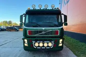 Volvo FM 440 6x2*4, 324 kW, дизель, автомат