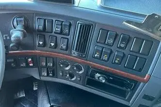 Volvo FM 440 6x2*4, 324 kW, дизель, автомат