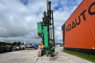 Volvo EC 300 E, 180 kW, diesel