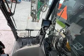 Volvo EC 300 E, 180 kW, diesel