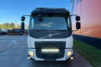 Volvo FL 250 4x2, 184 kW, дизель, автомат