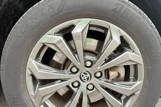 Toyota RAV4, 2.5, 131 kW, гибрид, автомат, передний привод