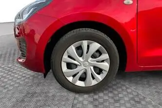 Suzuki Swift, 1.2, 61 kW, hybrid, automatic, front-wheel drive