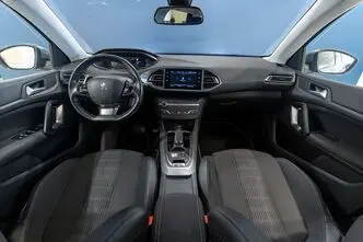 Peugeot 308, 1.2, 96 kW, petrol, automatic, front-wheel drive