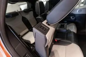 Land Rover Discovery, 3.0, 265 kW, hybrid, automatic, four-wheel drive