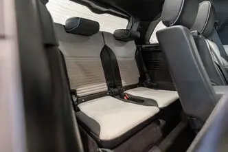 Land Rover Discovery, 3.0, 265 kW, hybrid, automatic, four-wheel drive