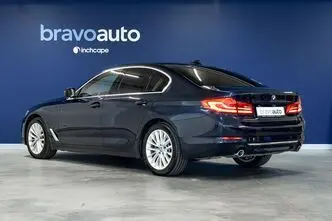 BMW 520, 2.0, 135 kW, бензин, автомат, задний привод