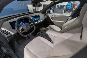 BMW iX, 385 kW, elekter, automaat, nelikvedu