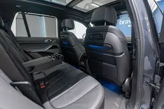 BMW X5, 3.0, 290 kW, гибрид, автомат, полный привод