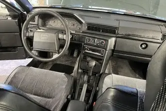 Volvo 940, 2.3, 99 kW, petrol, automatic, rear-wheel drive