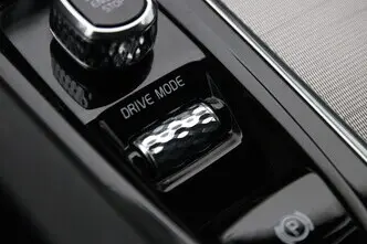 Volvo XC60, 2.0, 184 kW, гибрид, автомат, передний привод