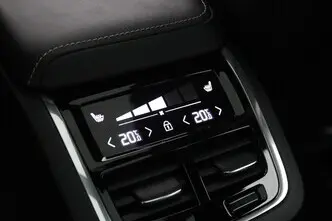 Volvo XC60, 2.0, 184 kW, гибрид, автомат, передний привод