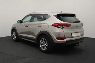 Hyundai Tucson, 1.6, 97 kW, petrol, manual, front-wheel drive