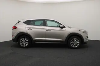 Hyundai Tucson, 1.6, 97 kW, petrol, manual, front-wheel drive