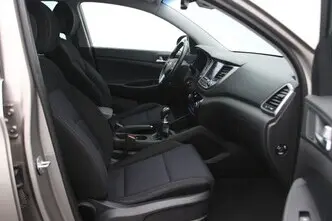 Hyundai Tucson, 1.6, 97 kW, petrol, manual, front-wheel drive