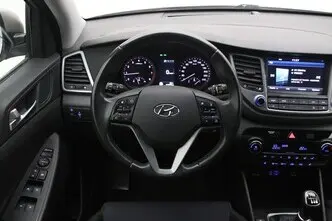 Hyundai Tucson, 1.6, 97 kW, petrol, manual, front-wheel drive