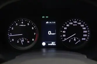 Hyundai Tucson, 1.6, 97 kW, petrol, manual, front-wheel drive