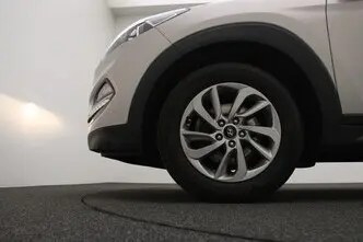 Hyundai Tucson, 1.6, 97 kW, petrol, manual, front-wheel drive