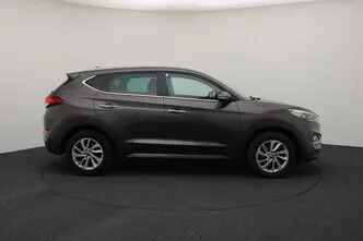 Hyundai Tucson, 1.6, 97 kW, petrol, manual, front-wheel drive