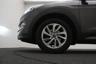 Hyundai Tucson, 1.6, 97 kW, petrol, manual, front-wheel drive