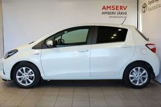 Toyota Yaris, 1.5, 54 kW, hybrid, automatic, front-wheel drive