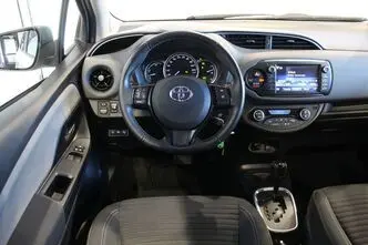 Toyota Yaris, 1.5, 54 kW, hybrid, automatic, front-wheel drive