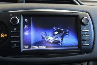 Toyota Yaris, 1.5, 54 kW, hybrid, automatic, front-wheel drive