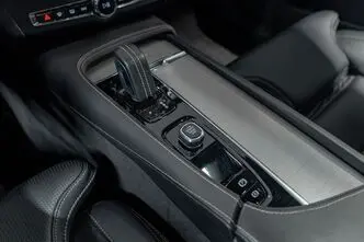 Volvo S90, 2.0, 173 kW, гибрид, автомат, полный привод