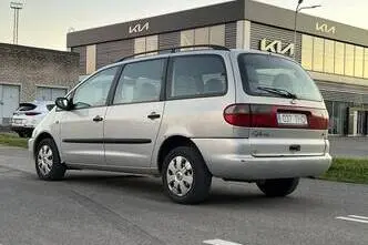 Ford Galaxy, 2.3, 107 kW, petrol, manual, front-wheel drive