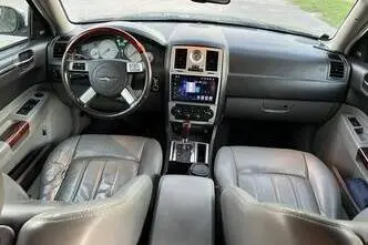 Chrysler 300C, 3.0, 160 kW, diisel, automaat, tagavedu