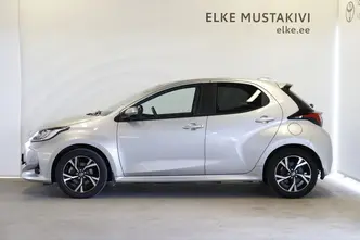 Toyota Yaris, 1.5, 68 kW, hybrid, automatic, front-wheel drive