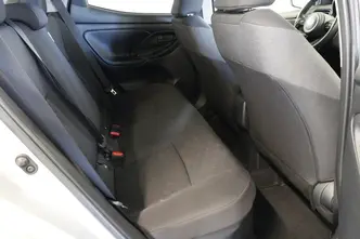 Toyota Yaris, 1.5, 68 kW, hybrid, automatic, front-wheel drive
