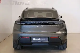 Porsche Macan, 300 kW, electric, automatic, four-wheel drive